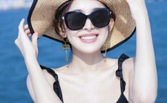 全透明见奶胸罩的图片